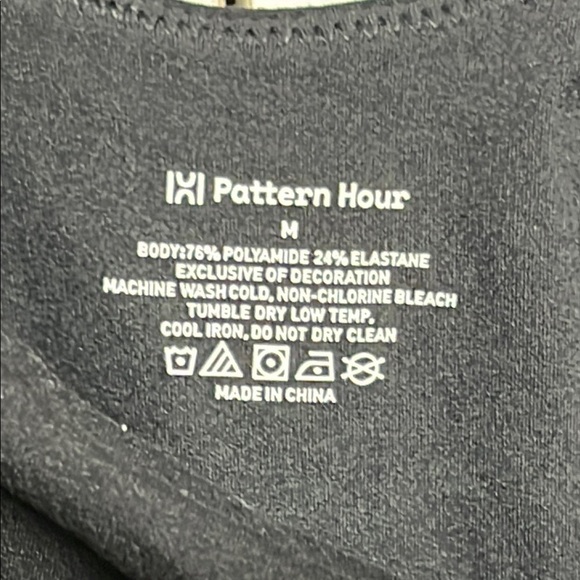 Pattern Hour Square Neck Black Bodysuit - Picture 5 of 8